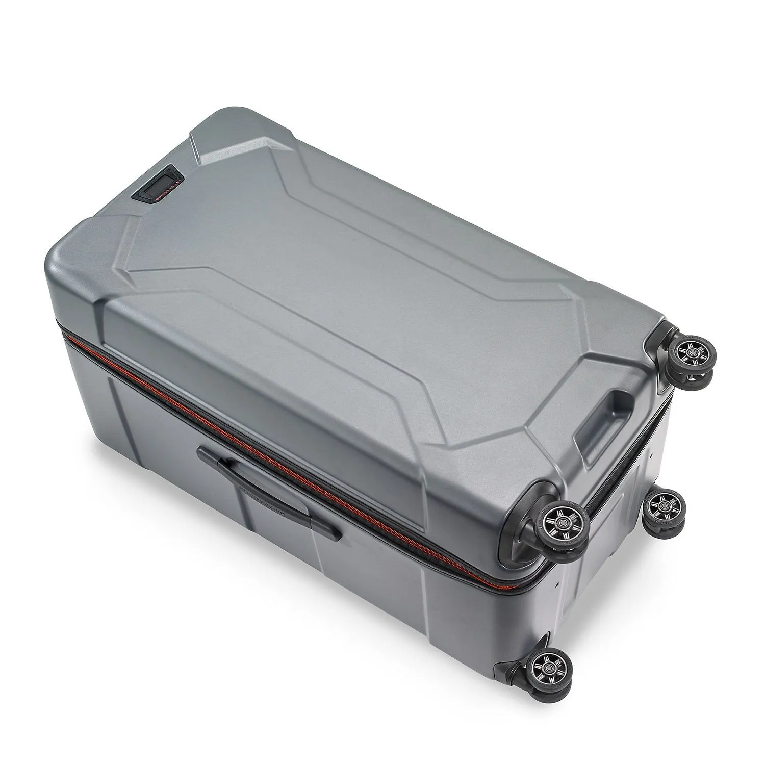 Briggs & Riley | Torq | Extra Large Trunk Spinner