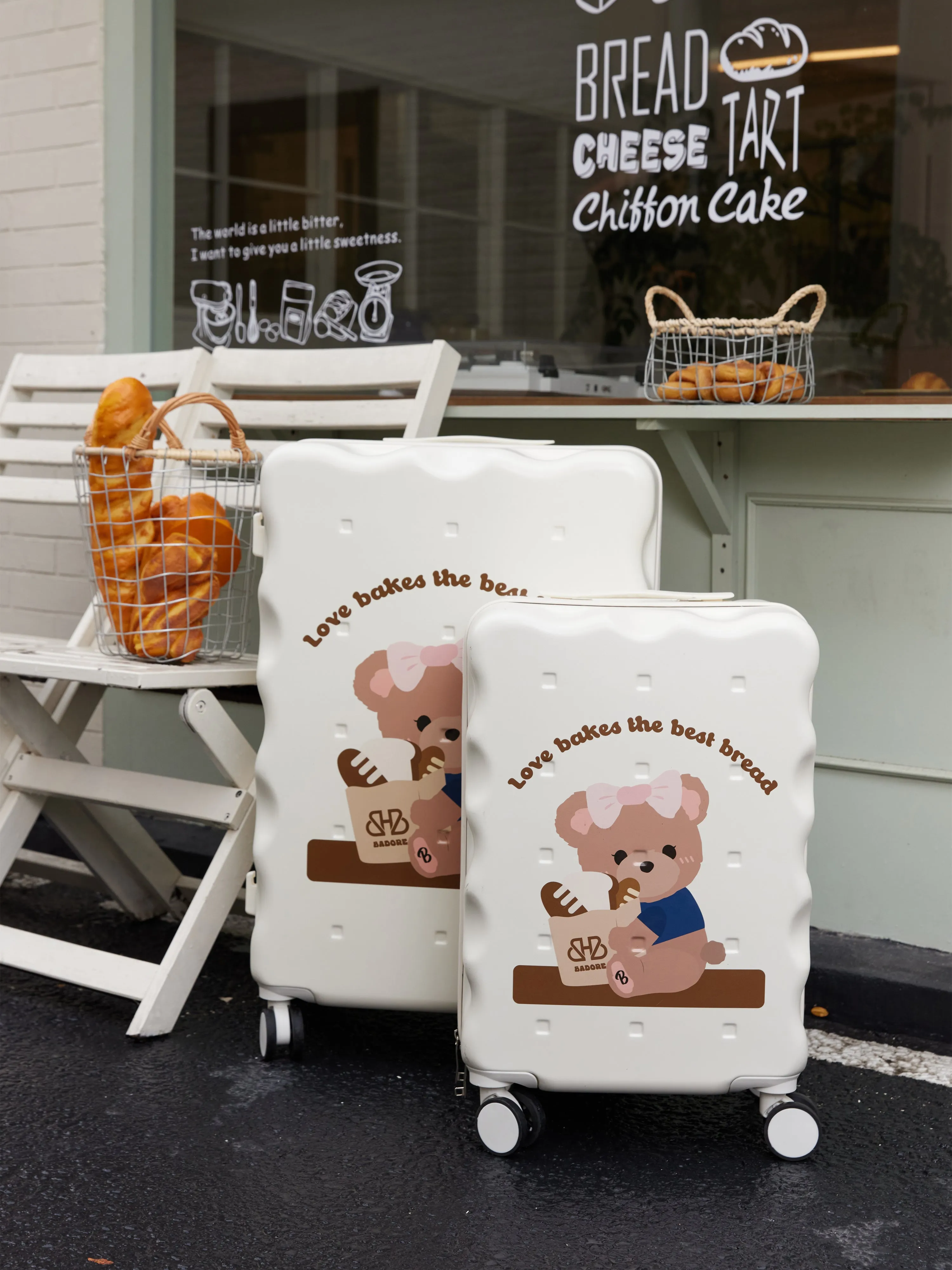 [EM] Toast 20-Inch Luggage Collection WHITE