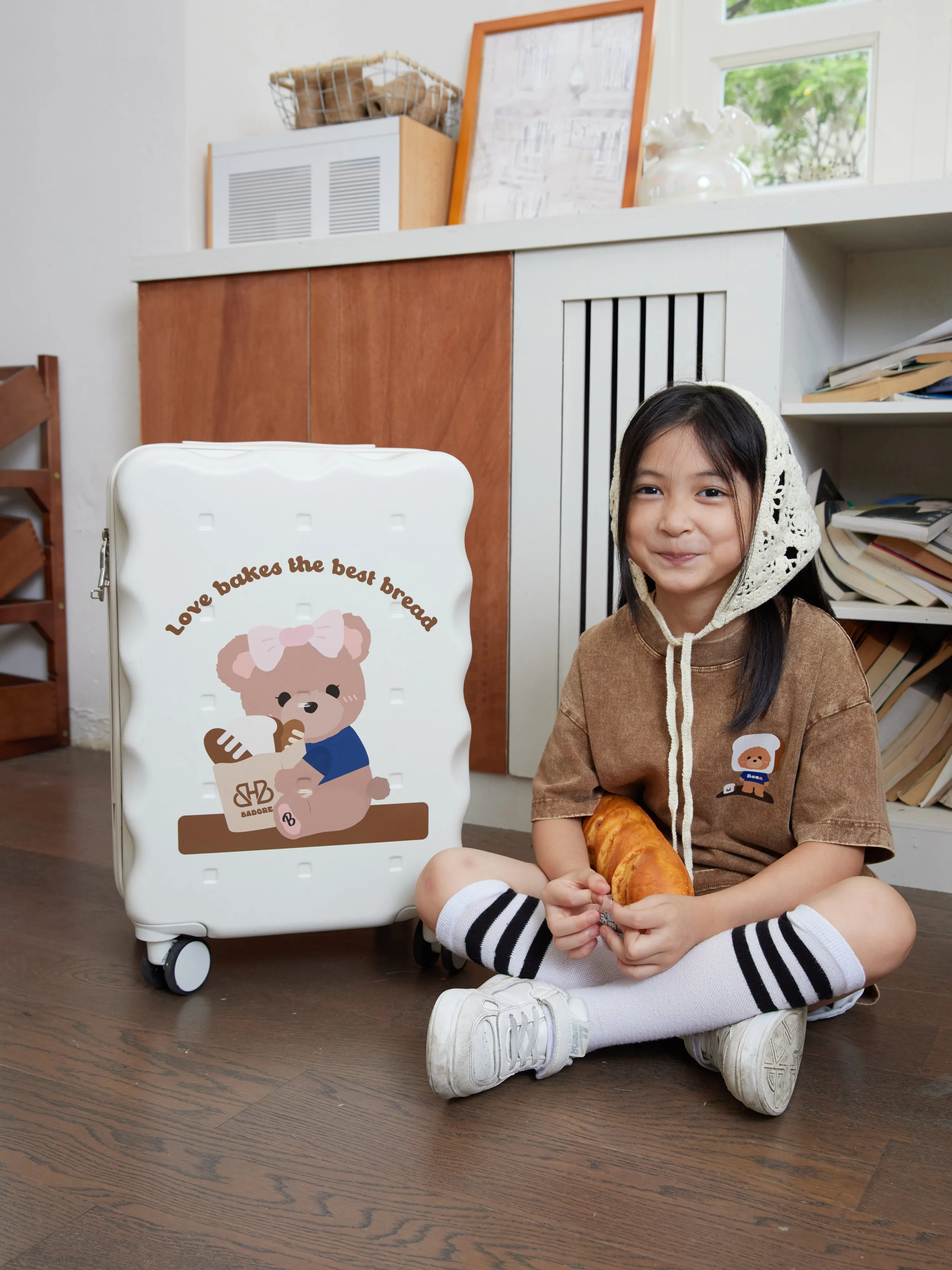[EM] Toast 20-Inch Luggage Collection WHITE