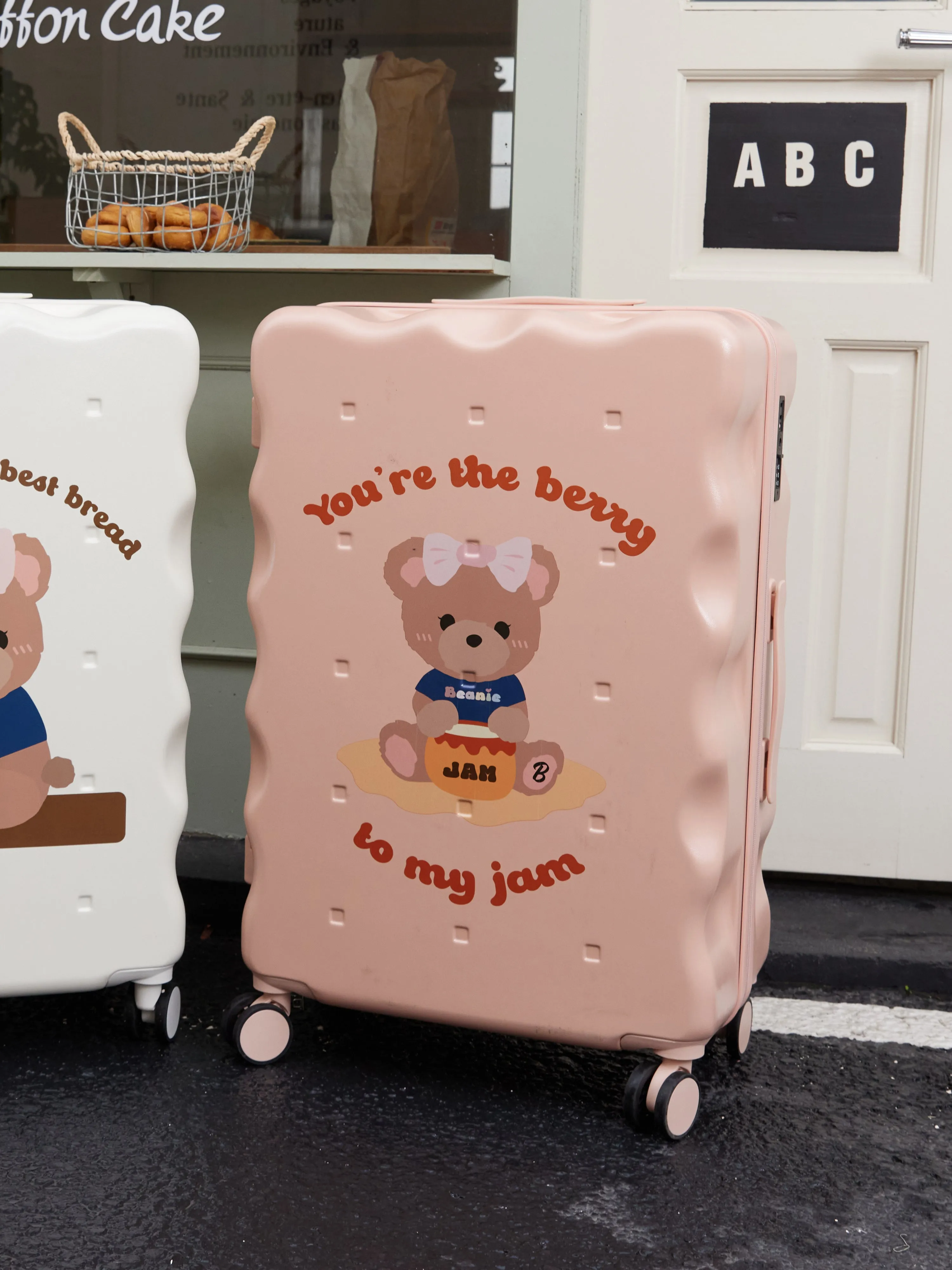 [EM] Toast 26-Inch Luggage Collection PINK