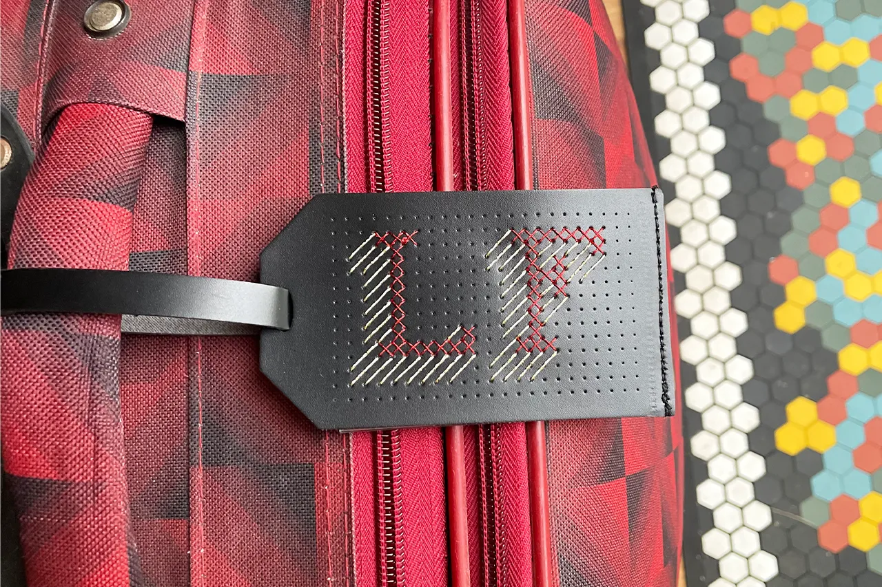 Stitch Luggage Tag - Black